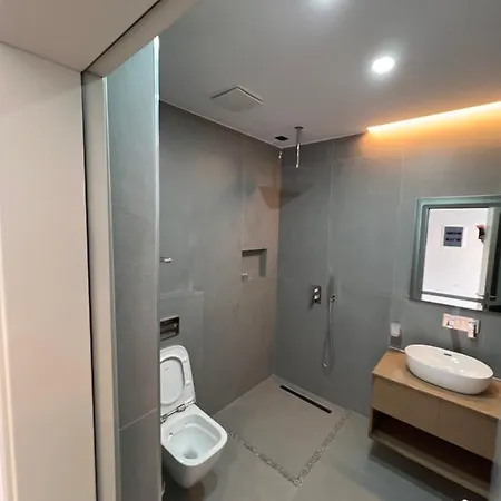Onix 4* Ksamil